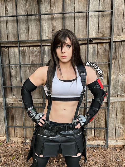 tifa lockhart cosplay